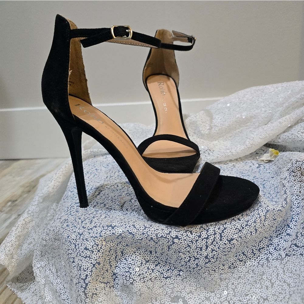 Rohb by Joyce Azria Black heeled sandals. New Size 7